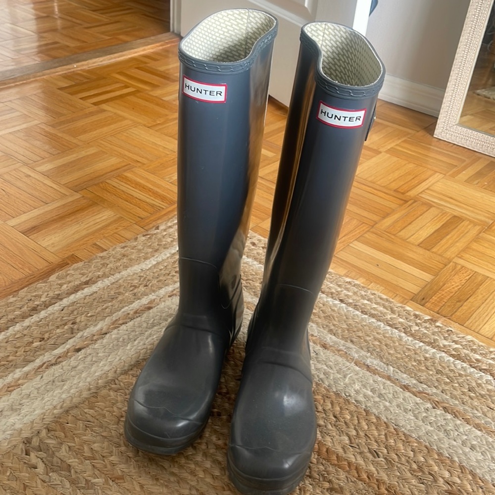 Gray tall Hunter Rainboots